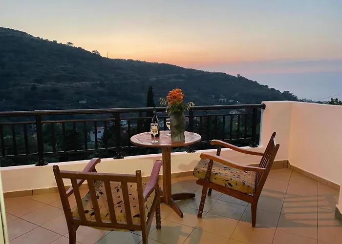 Loukas Apartments
